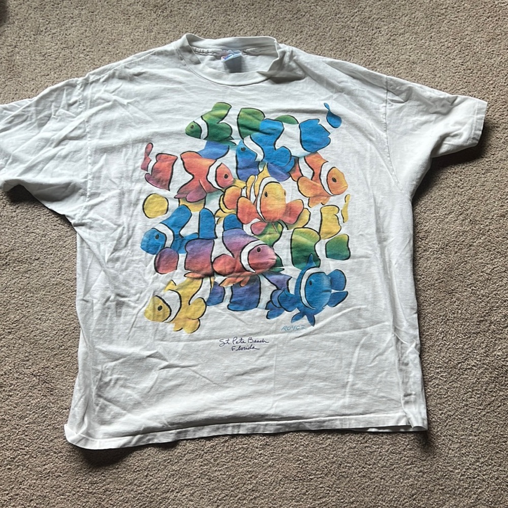 Vintage Y2K Hanes beefy-t